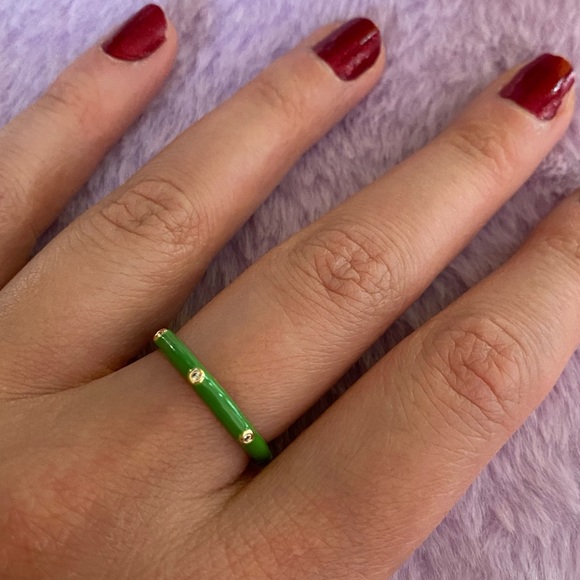 Green Enamel Skinny Ring on Gold Tone Band - Picture 1 of 2